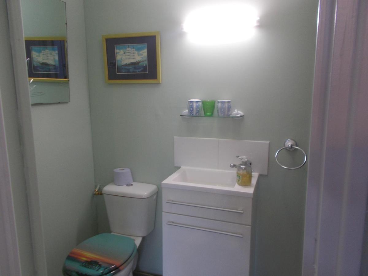 Webb'S Of Glomel Bed & Breakfast Ngoại thất bức ảnh