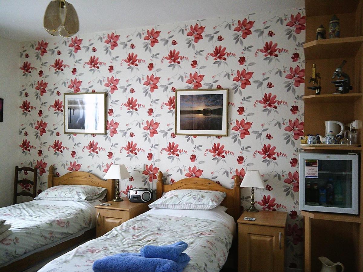 Webb'S Of Glomel Bed & Breakfast Ngoại thất bức ảnh