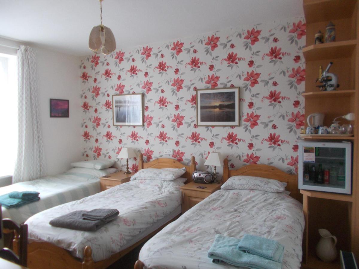 Webb'S Of Glomel Bed & Breakfast Ngoại thất bức ảnh